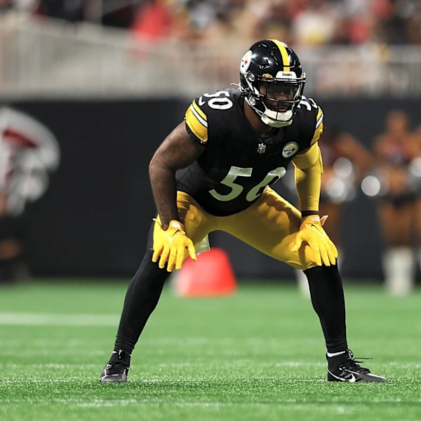 Mike McCarthy explains why Steelers re-signed Elandon Roberts