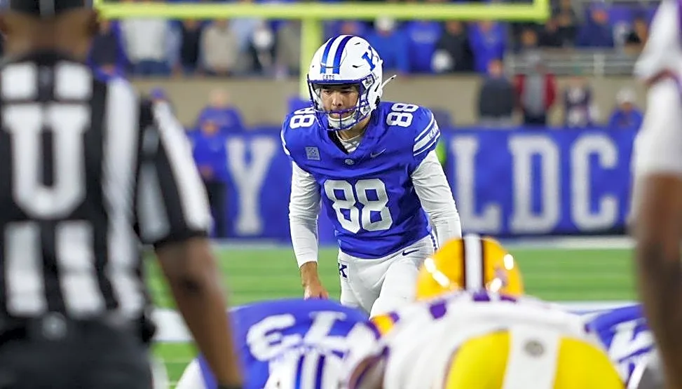 Adam Zouagui and Wilson Berry will start for Kentucky at Oklahoma