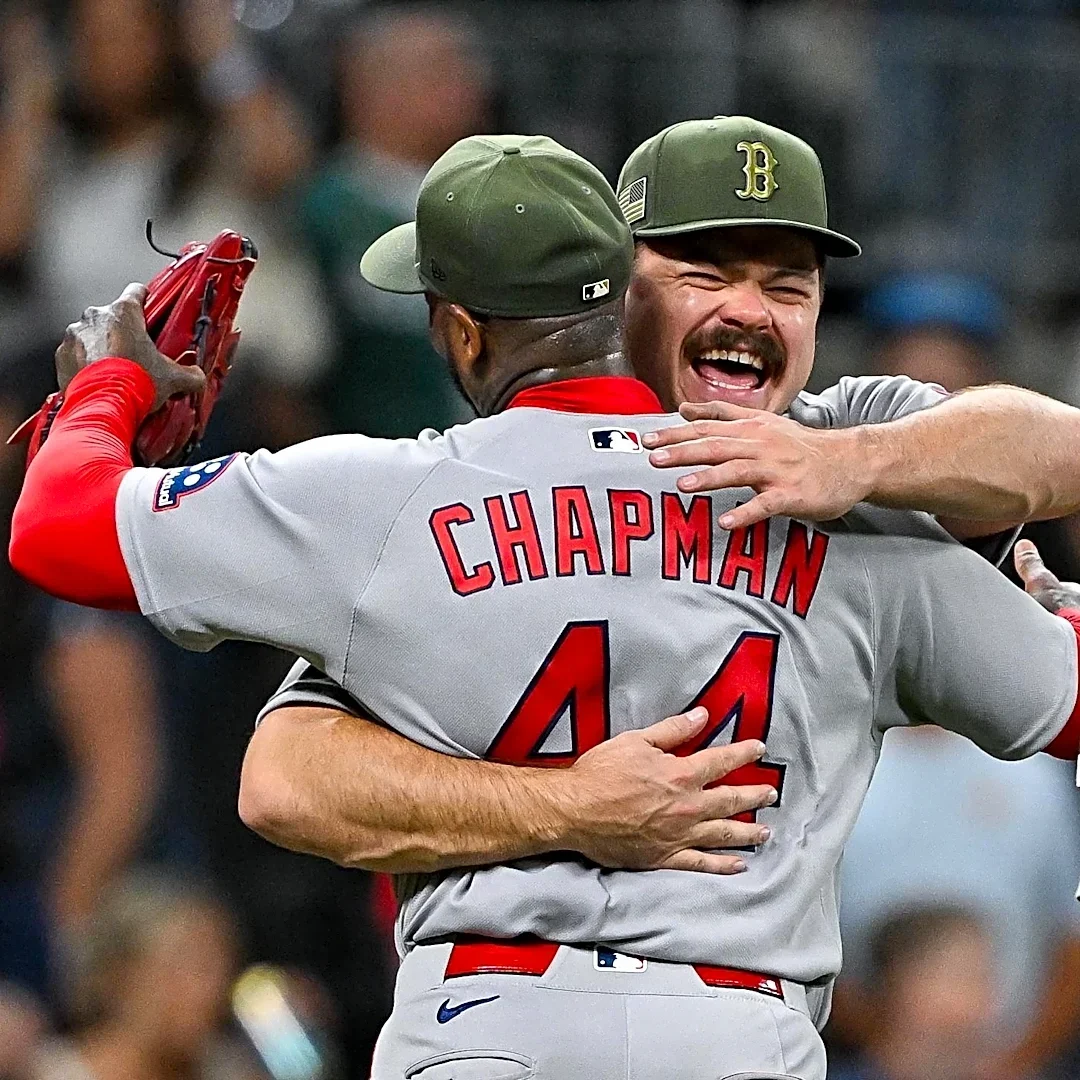Red Sox star Payton Tolle hugged his way into our hearts