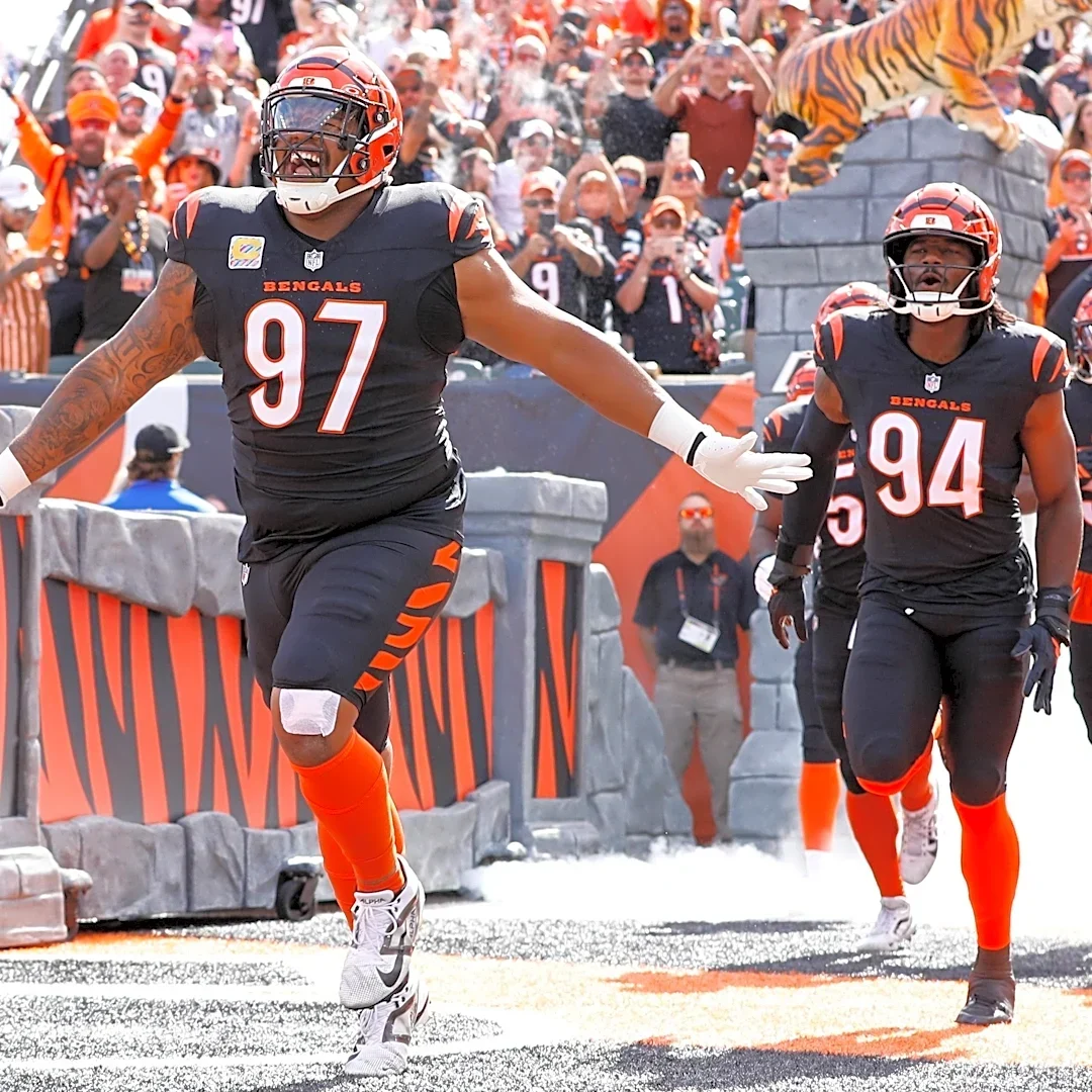Dexter Lawrence leads the way in Cincinnati’s newly dangerous defensive line