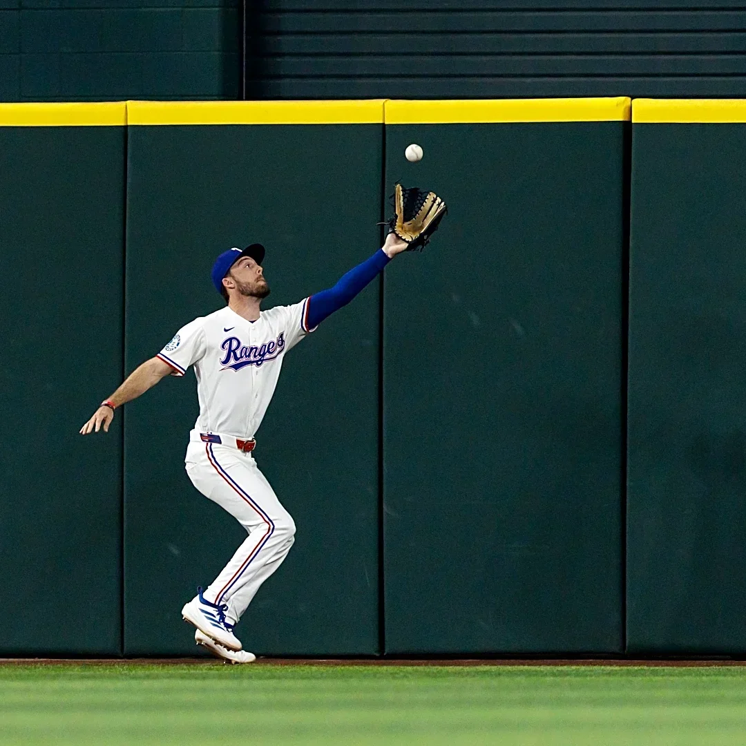 Rangers have four Gold Glove finalists