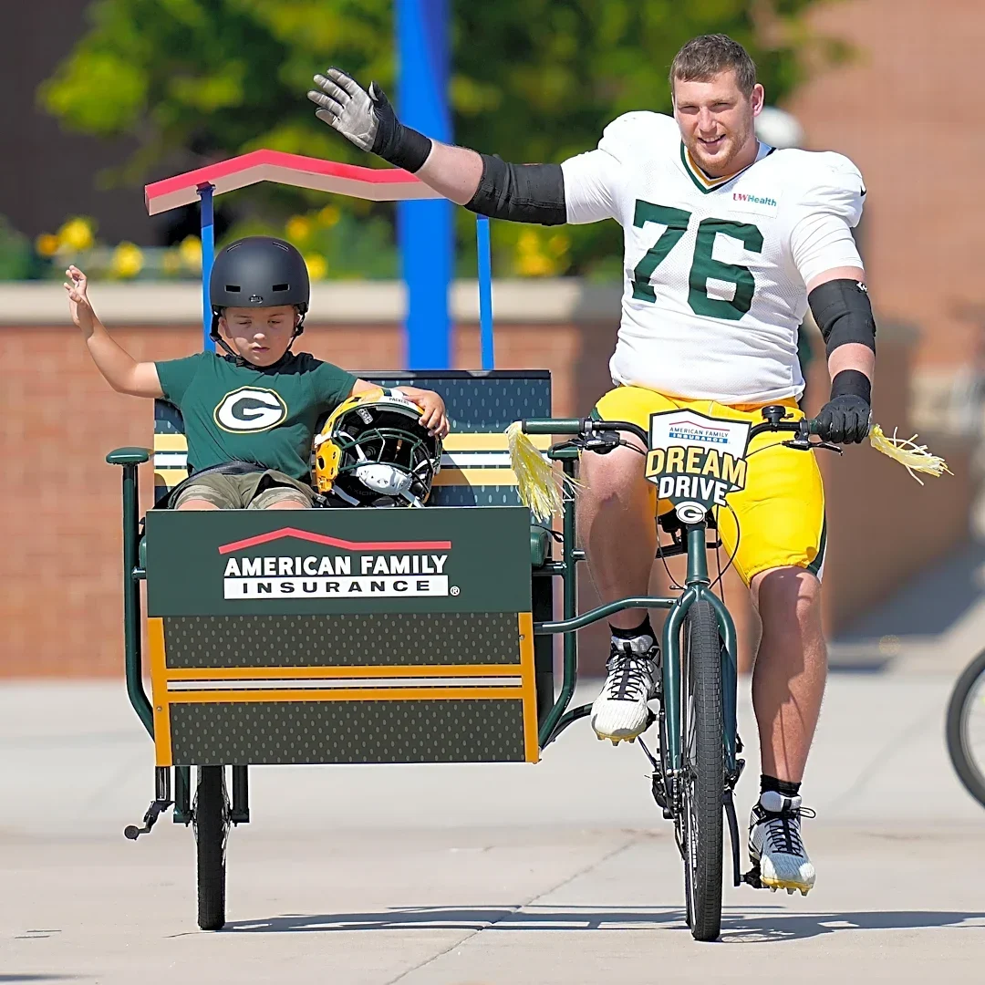 NY Giants sign a guard to bolster their offensive line depth