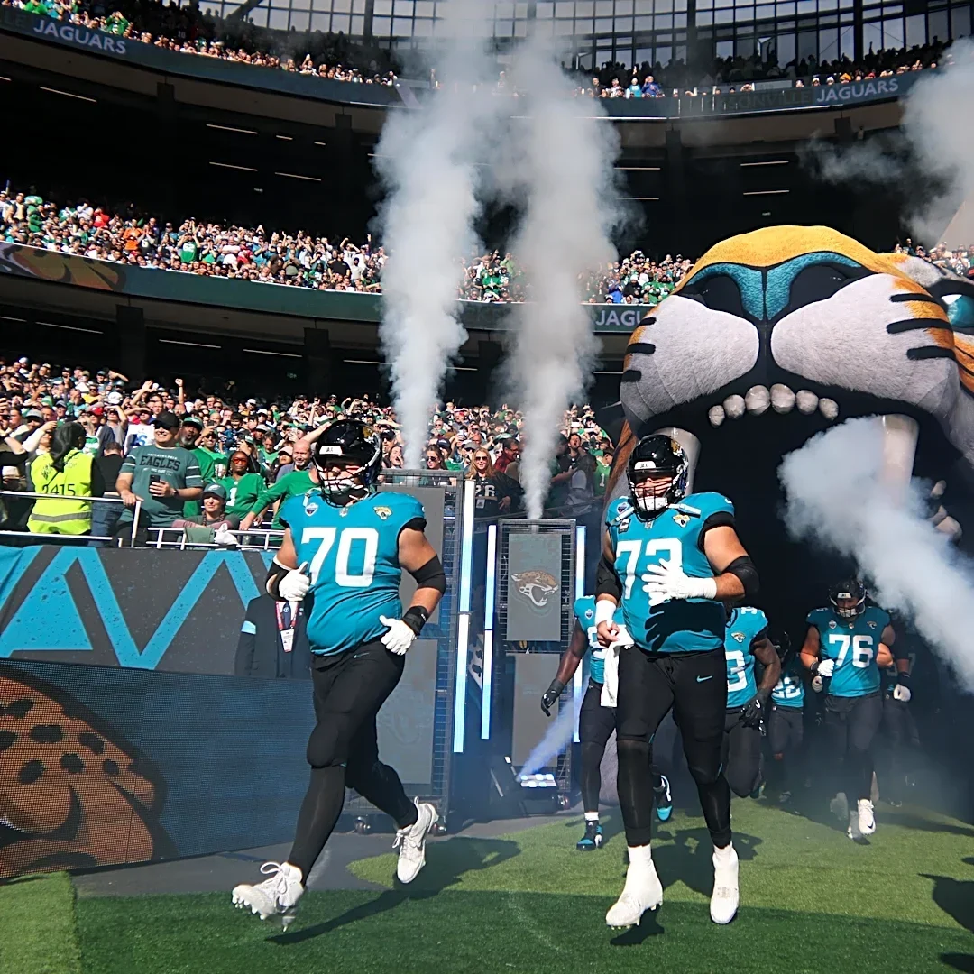 Jaguars Reacts Survey: Do you trust Walker Little and Cole Van Lanen?