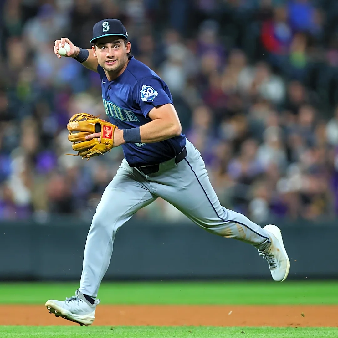Cole Young announced as Gold Glove finalist at second base