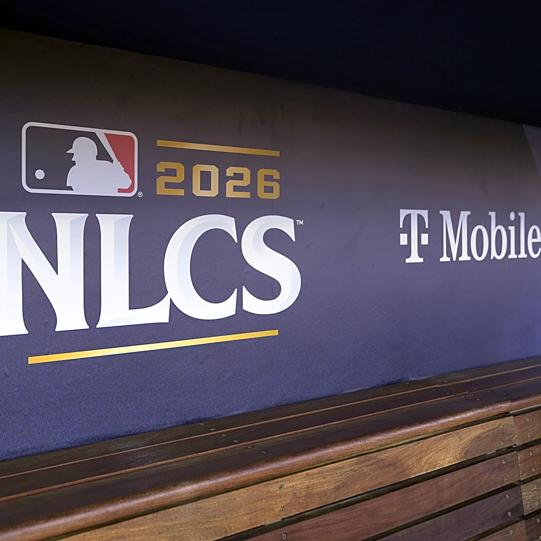Dodgers vs. Brewers NLCS Game 3 chat
