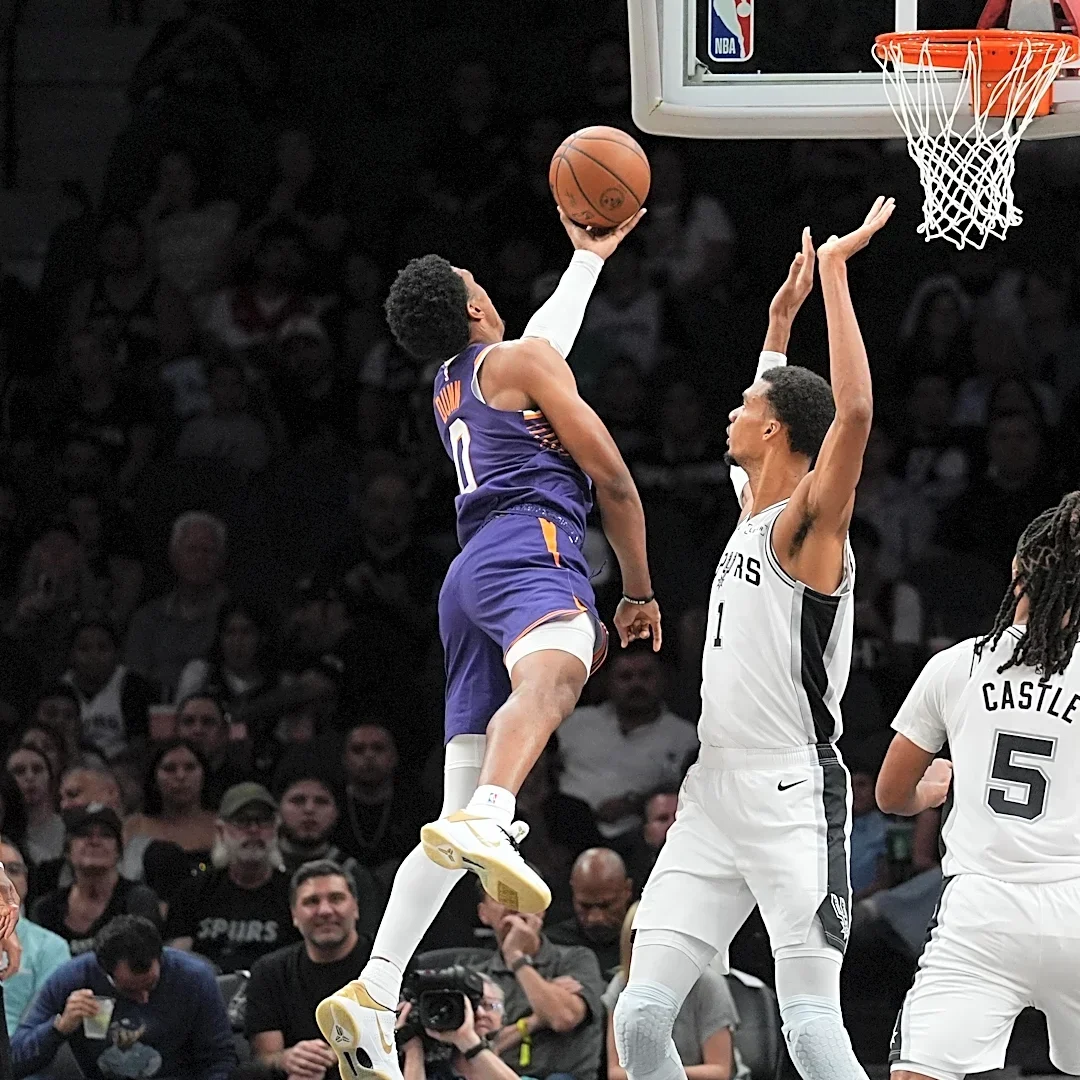 Game Recap: Spurs pull away from shorthanded Suns, 123-103
