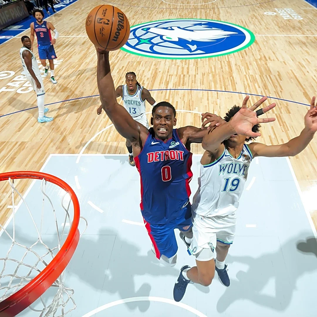 Jalen Duren is nearly flawless in blowout win over Wolves