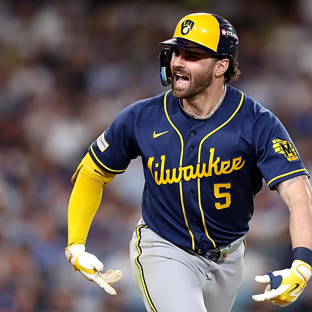 Brewers head to the World Series for the first time since 1982