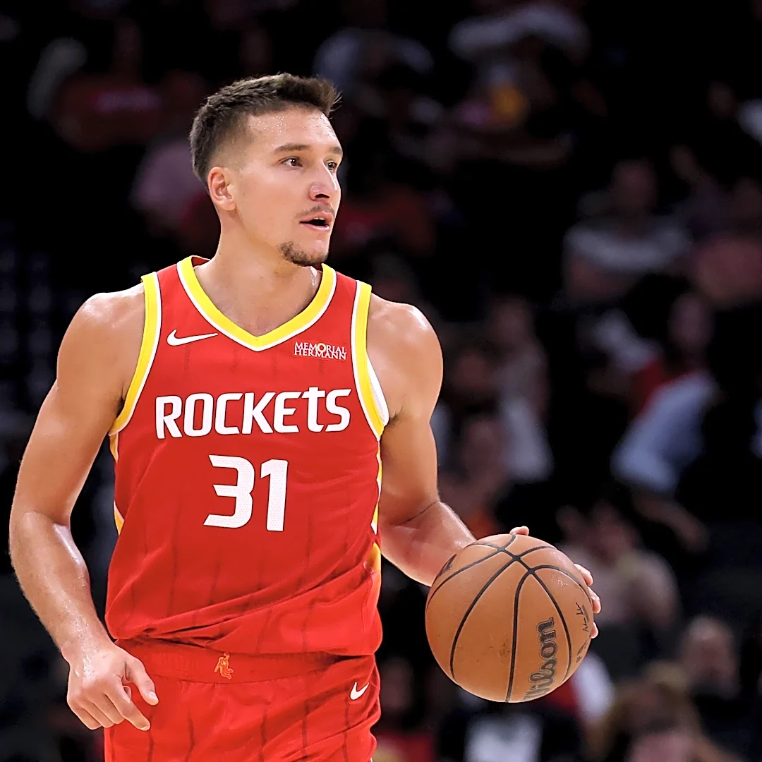 Rockets Roll Past Thunder In Preseason 116-89