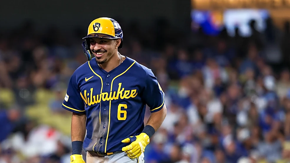 David Hamilton powers Brewers to World Series