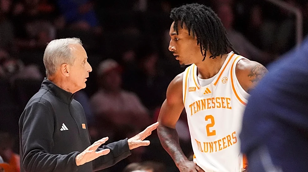 Tennessee basketball gets early wake-up call in scrimmage loss to Xavier