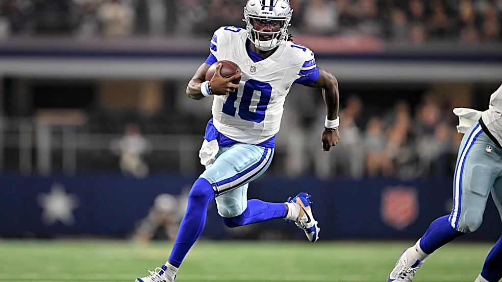 Eagles signing Cowboys QB Joe Milton to active roster