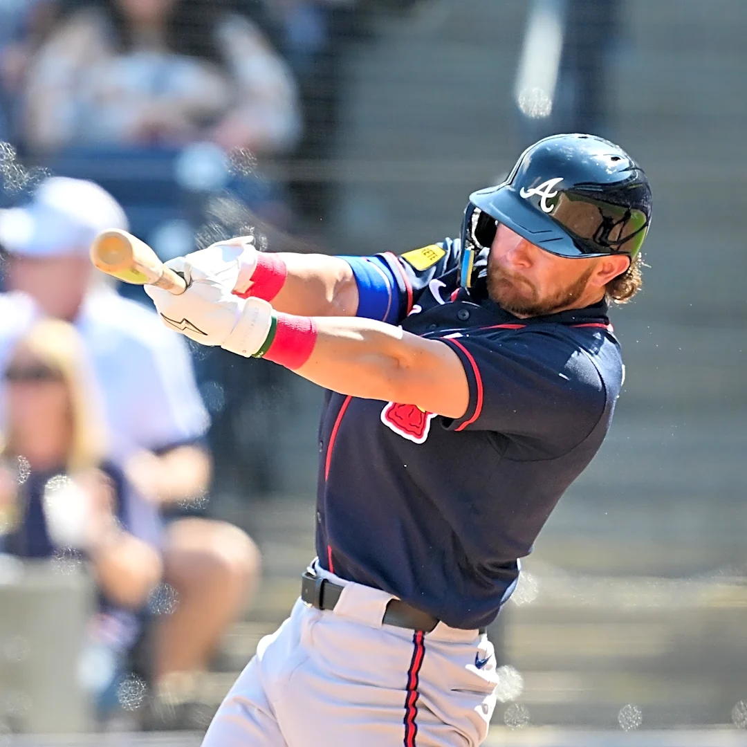 Braves add Brett Wisely to 40-man roster and outright DaShawn Keirsey Jr.