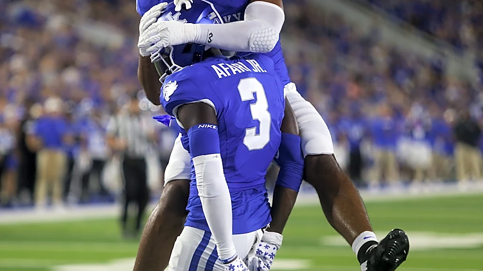 Alex Afari is now eligible to play for Kentucky vs. Oklahoma