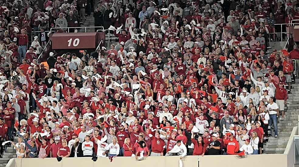 Indiana fans express their confidence levels ahead of the Ohio State game