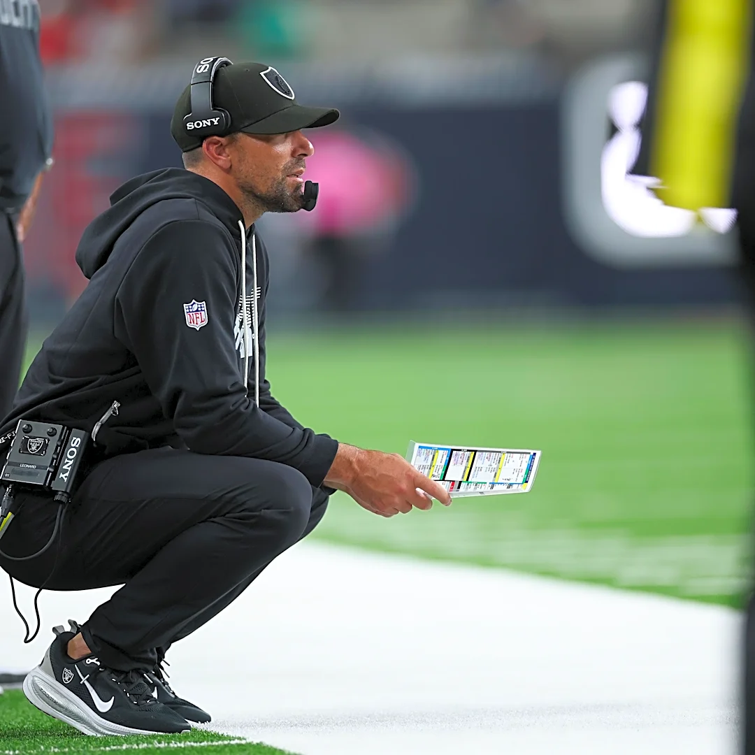 Raiders Week 6: Bills a supreme challenge for leaky red zone defense