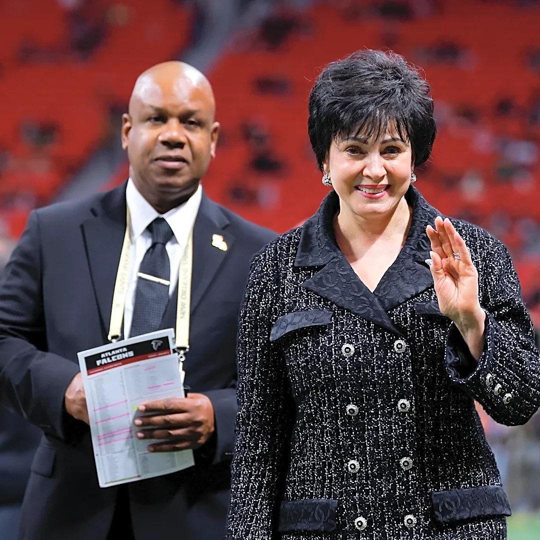 New Orleans Saints News: Gayle Benson attends team practice