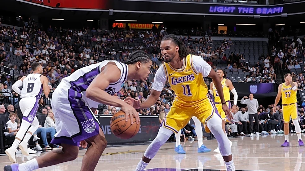 Ziaire Williams emerges as fan-favorite for Lakers’ fifth starter