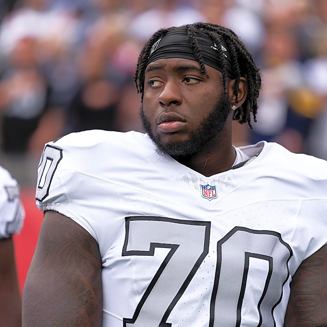 Raiders Mailbag: Is Spencer Burford offensive line’s biggest problem?