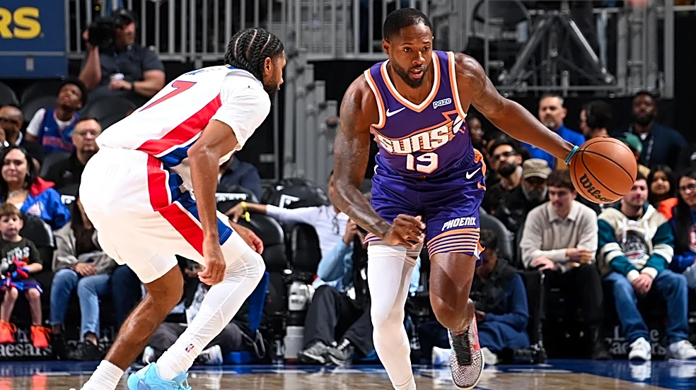 Suns waive Haywood Highsmith and retain Jamaree Bouyea