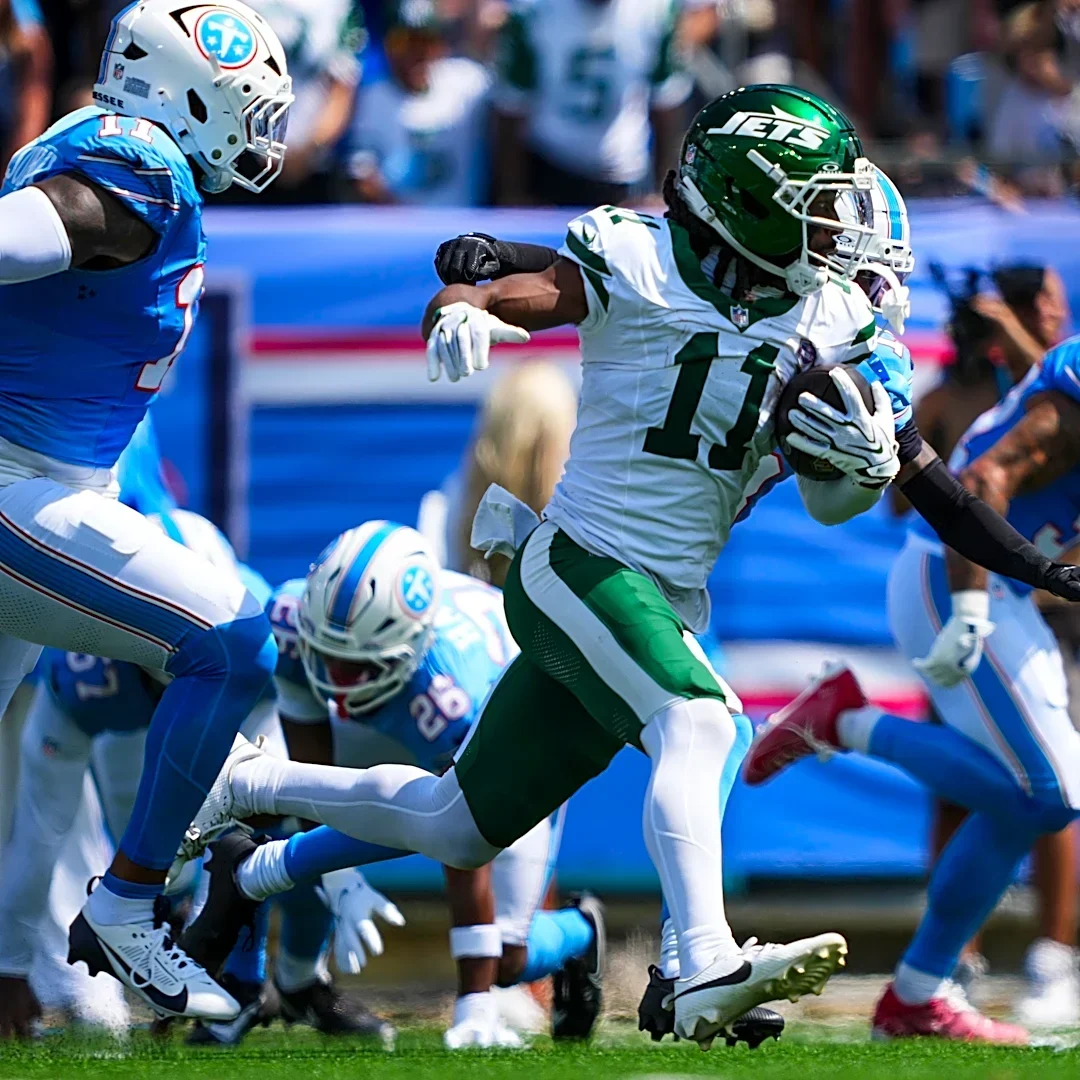 Jets make roster moves ahead of Patriots game