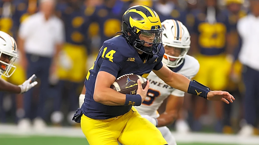 Michigan QB Bryce Underwood benched: Tommy Carr in vs. Penn State