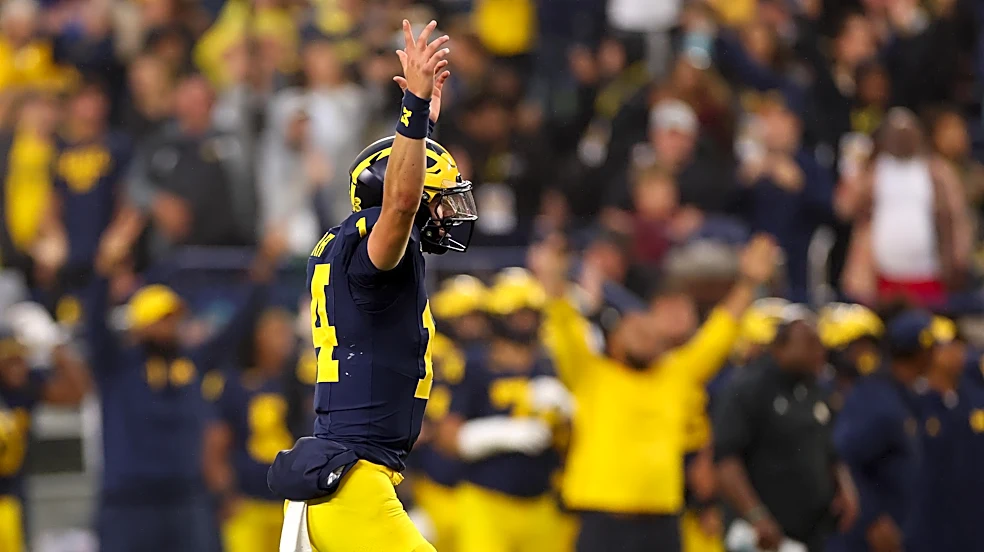 Michigan Football beats Penn State after turning to QB Tommy Carr