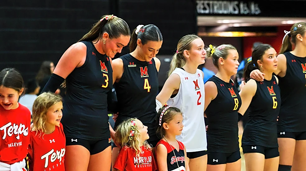 No. 21 Minnesota overwhelms Maryland in straight-set victory
