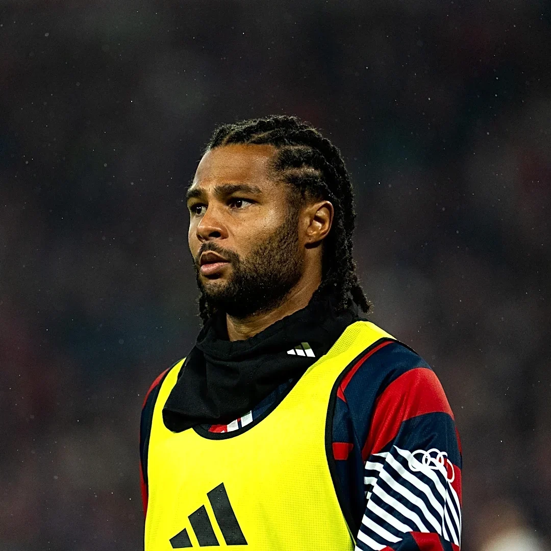 With Michael Olise and Jamal Musiala unavailable, who should Bayern Munich start at attacking midfielder vs. Arsenal?