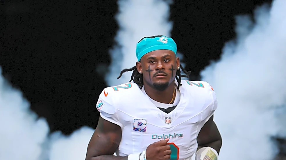 Dolphins fans losing faith in Malik Willis, team