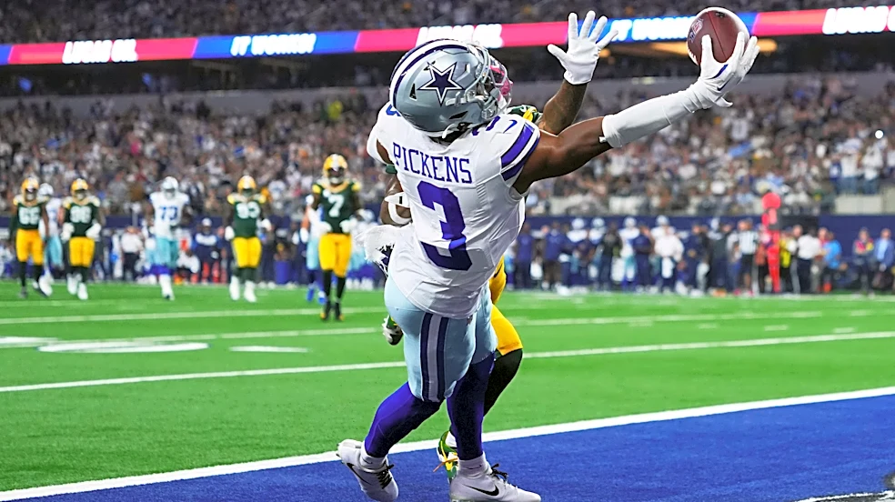 Cowboys at Packers: 2 players to buy, and 2 to sell