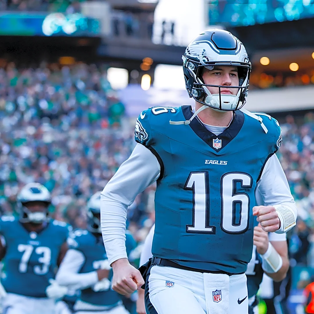 Eagles vs. Panthers: Live score updates, highlights, injury news