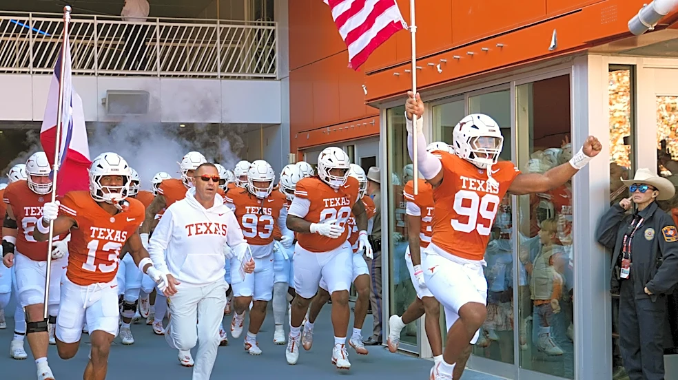 Texas opens as 3.5-point favorite against Ole Miss