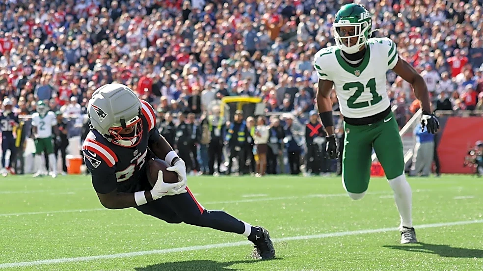 Romeo Doubs injury: Patriots WR suffers injury on touchdown catch vs. Jets