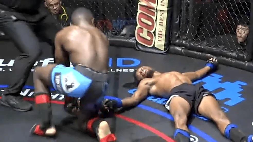 Video: Dwjuan White scores scary knockout with shocking slam