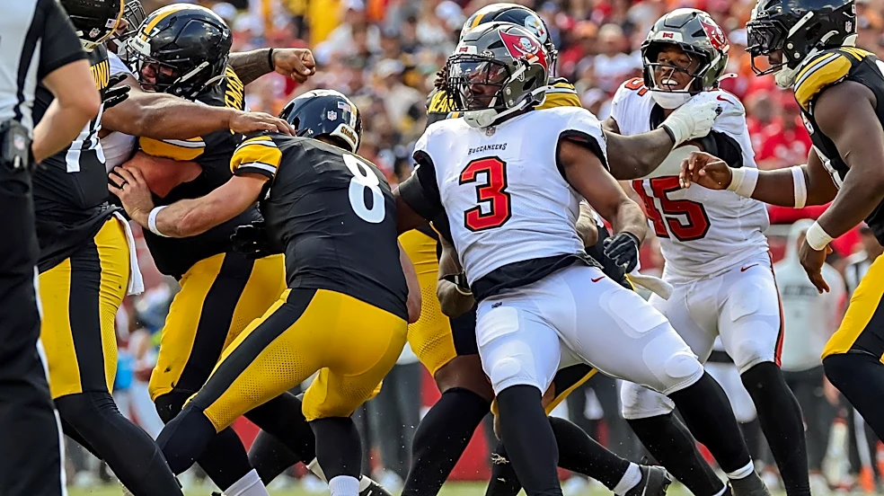 Buccaneers Week 6 Top Performers vs. Pittsburgh Steelers