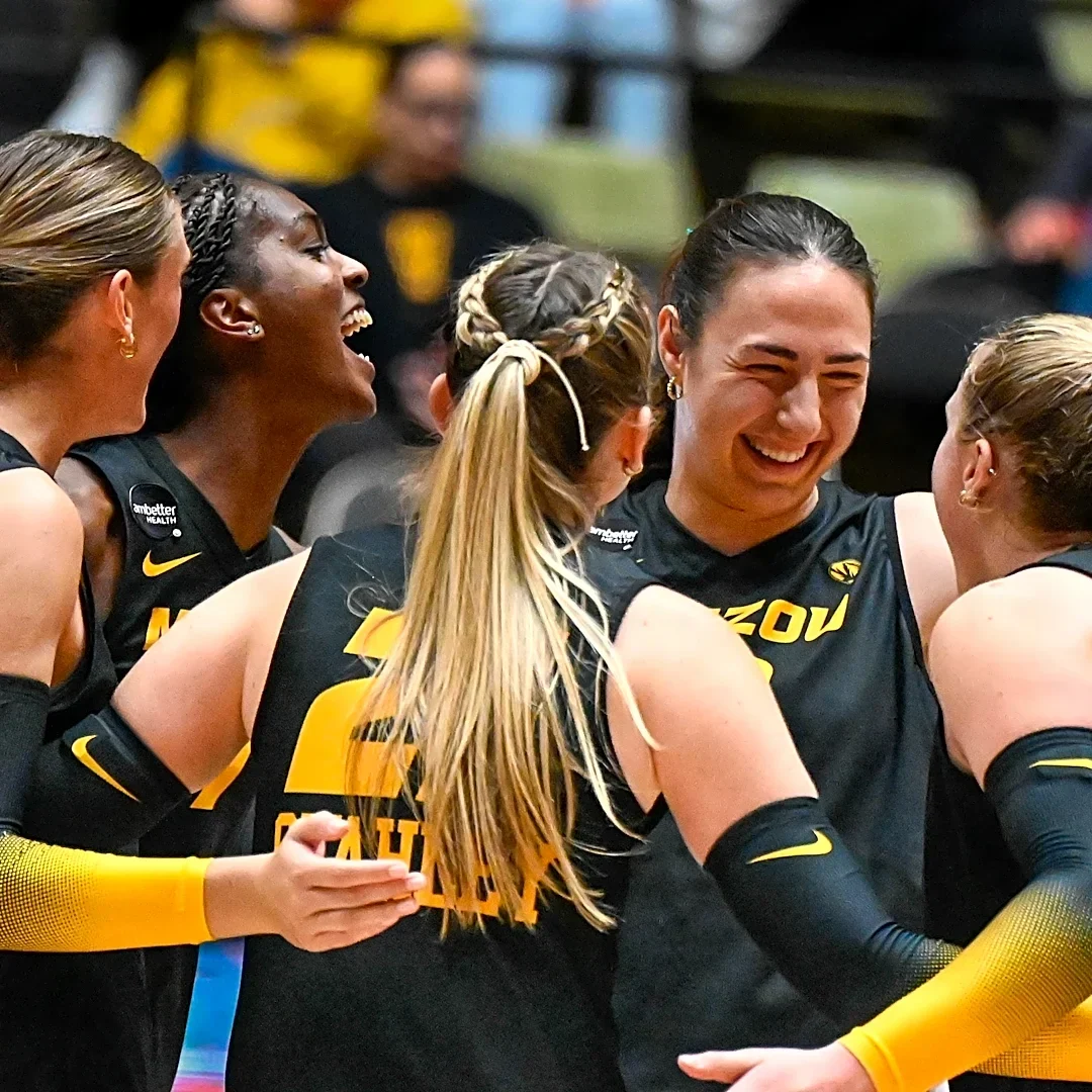 Mizzou volleyball sweeps Alabama on Senior Day for third straight win
