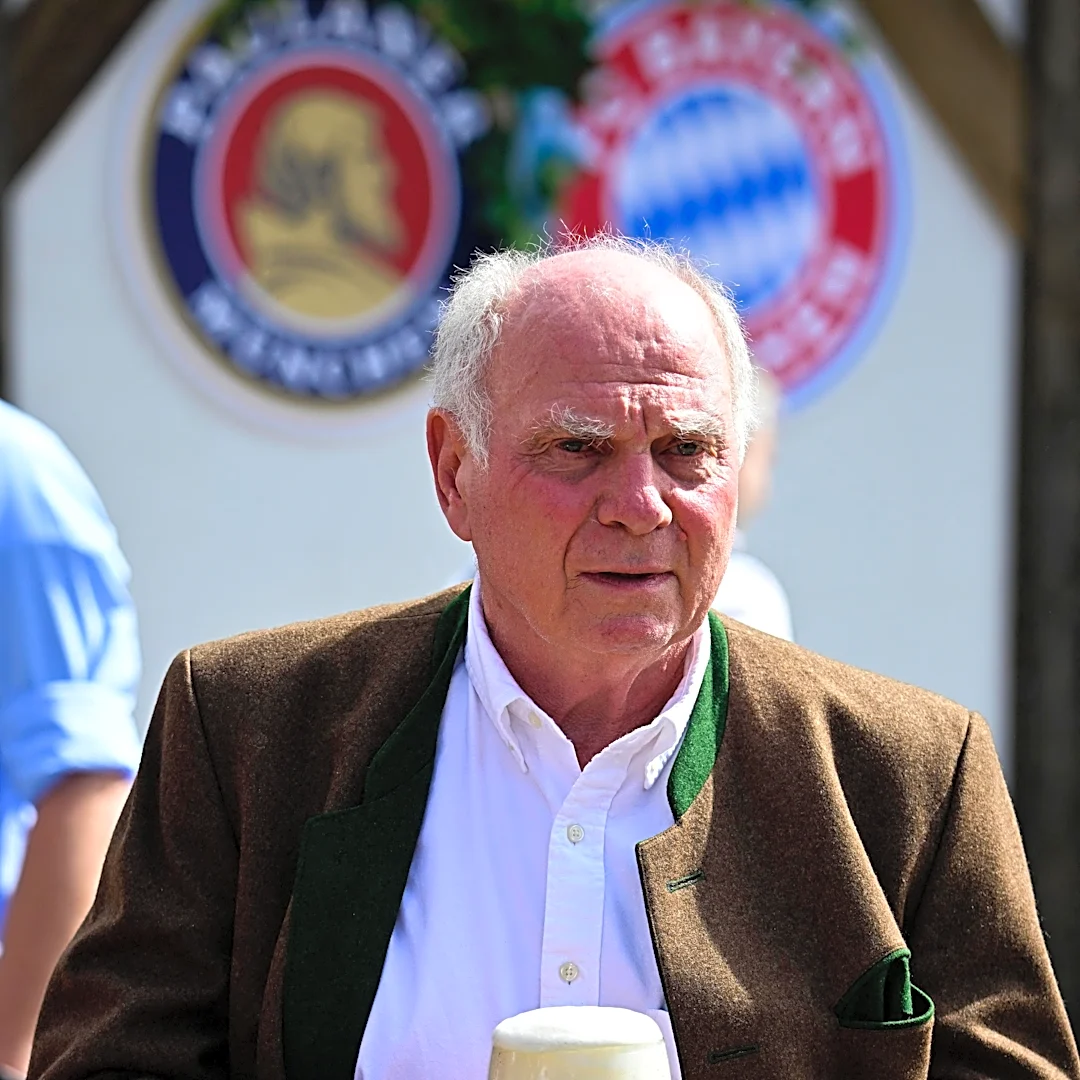 Uli Hoeneß pleased with Bayern Munich’s transfer income