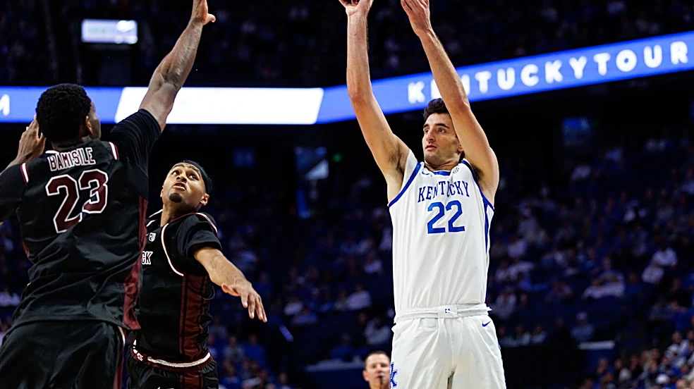 Kentucky Wildcats crack top 25 of new college basketball preseason ranking