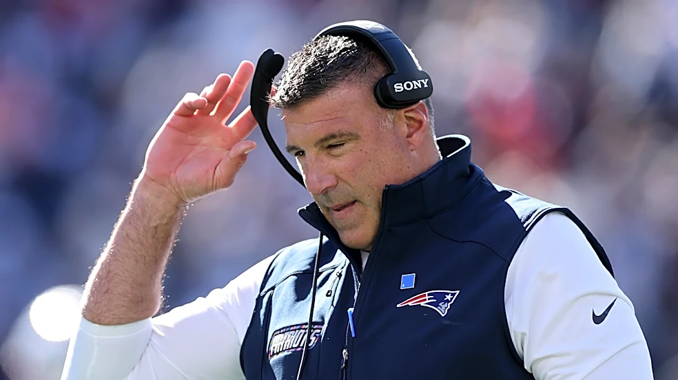 ‘Ridiculous’ turnover rate an embarrassment for Patriots head coach Mike Vrabel