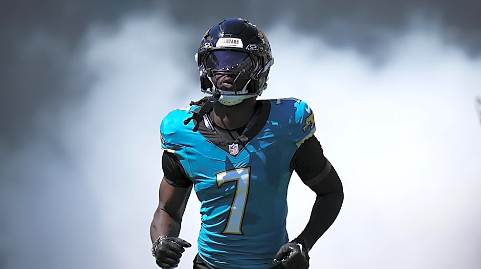 Potential Rams trade target appears to hit the block