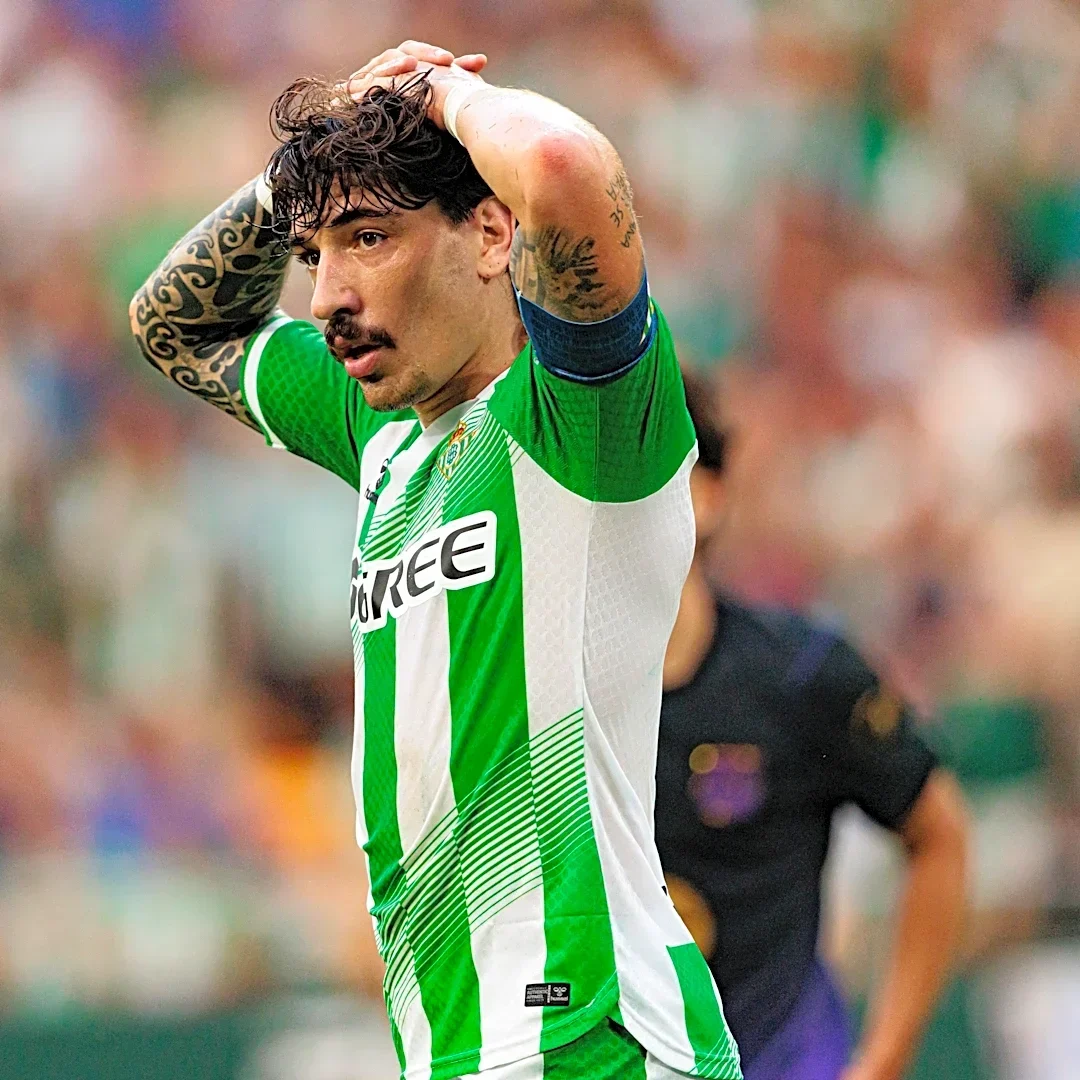 Héctor Bellerín asked for Real Betis goal to stand against Barcelona because it was really nice