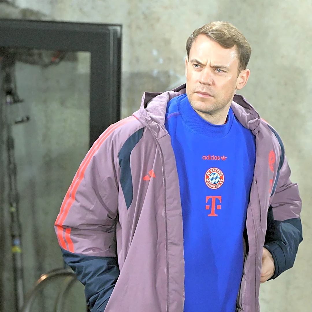 If medically cleared, should Manuel Neuer start for Bayern Munich vs. Arsenal?