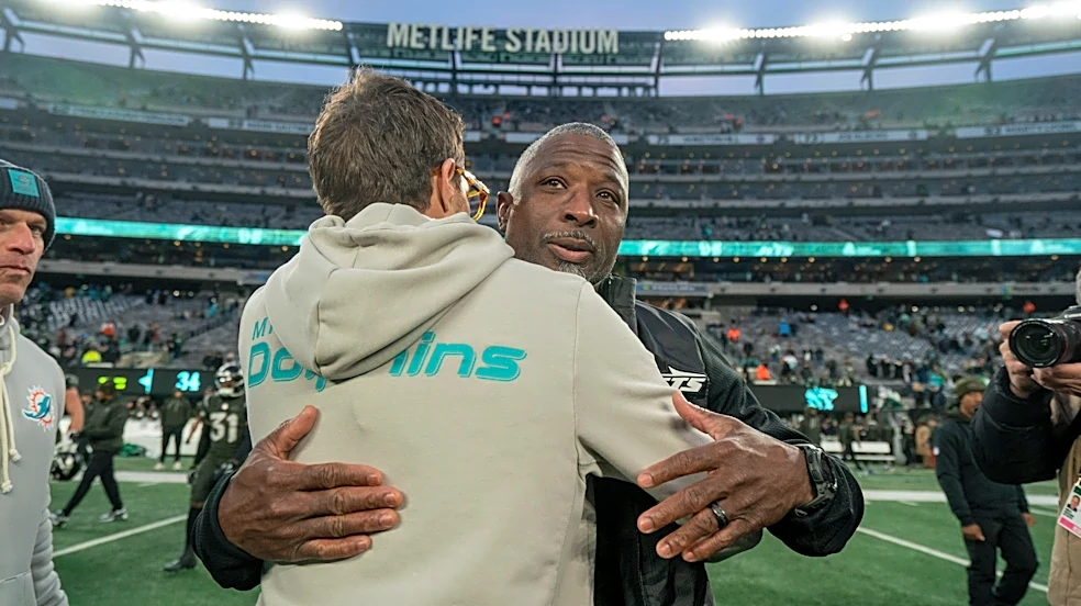 New York Jets News: Team Faces a Lose-Lose Scenario in Dolphins Game