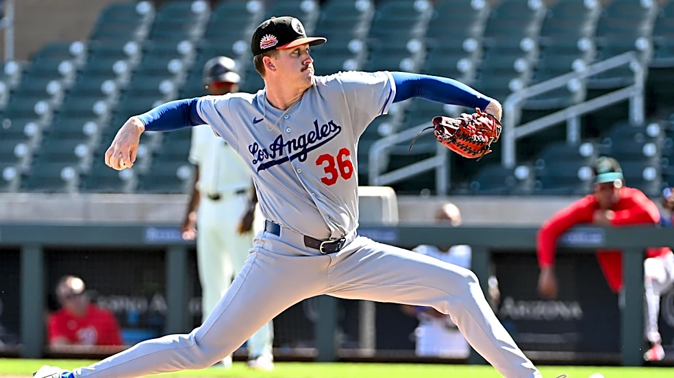 Arizona Fall League: Charles Davalan reaches base twice, Brooks Auger has rough 1st inning