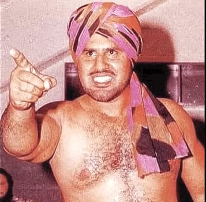82-year-old wrestling legend injures ringside fan with sword