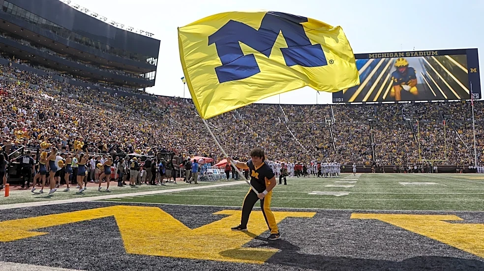 Michigan Football flips WR recruit in 2027 class