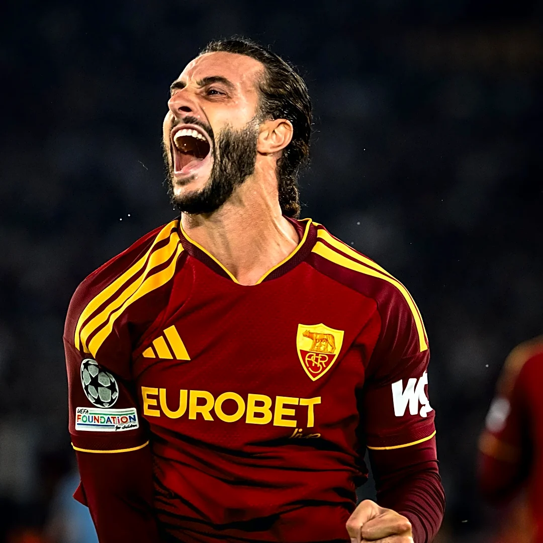 Roma Routs Slovan 4-0: Match Highlights
