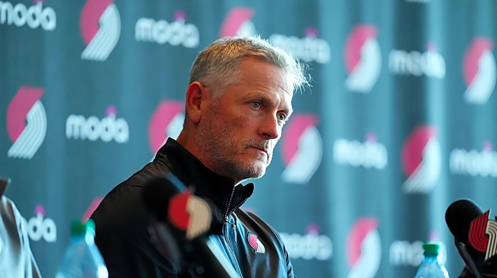 Oregonians Taking Dim View of Tom Dundon, Trail Blazers