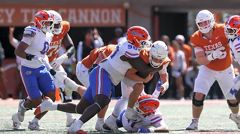 Five observations after a quick watch of Texas vs. Florida
